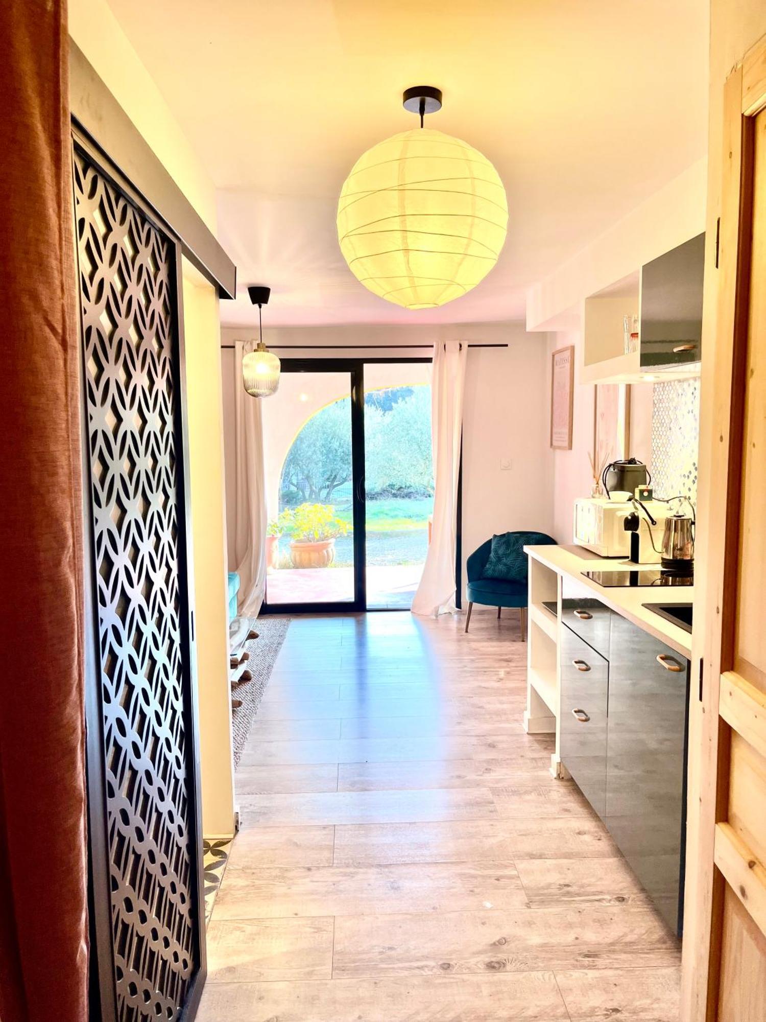 Domaine Colibri En Provence Otel Pujaut Dış mekan fotoğraf
