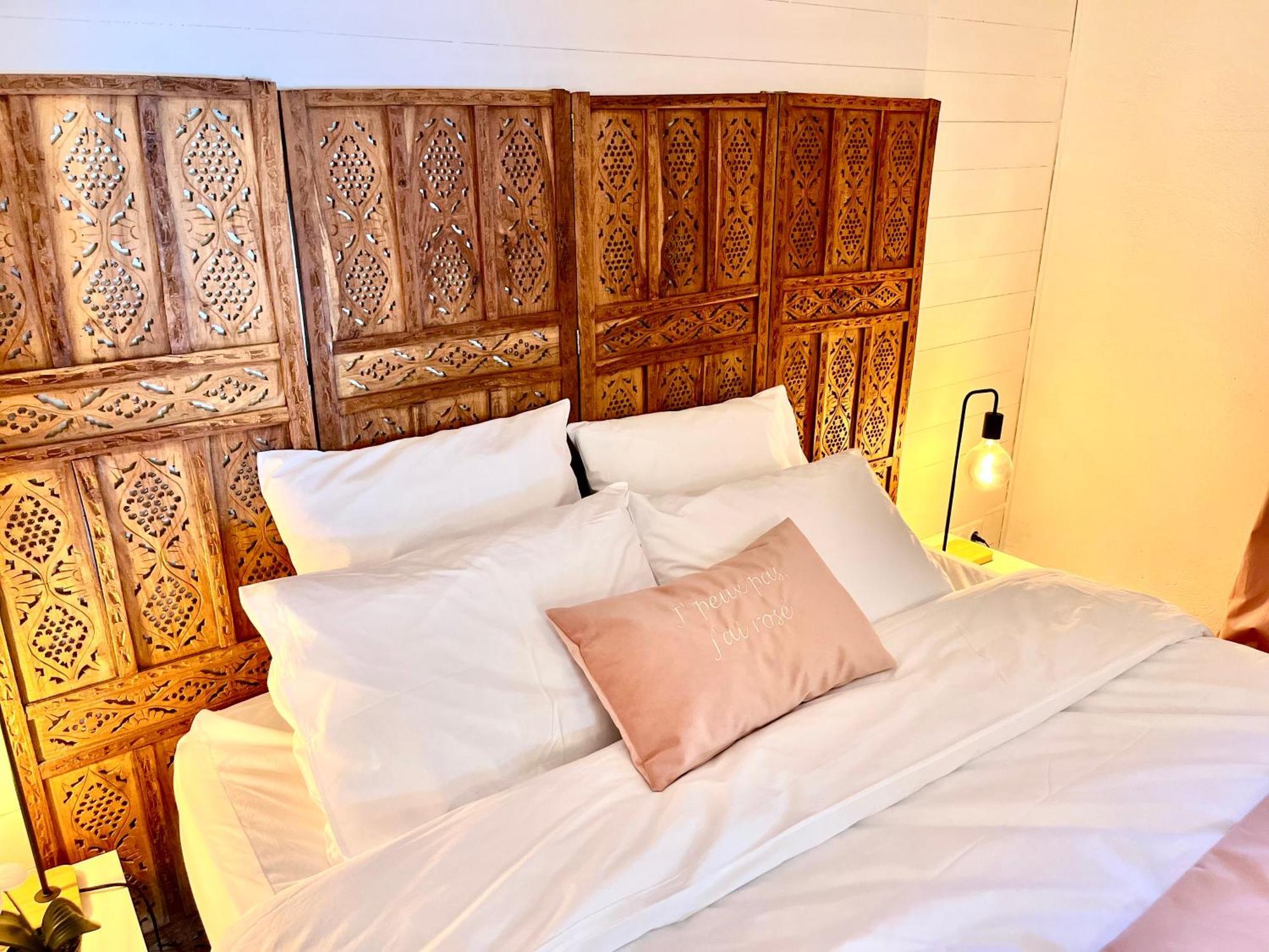 Domaine Colibri En Provence Otel Pujaut Dış mekan fotoğraf
