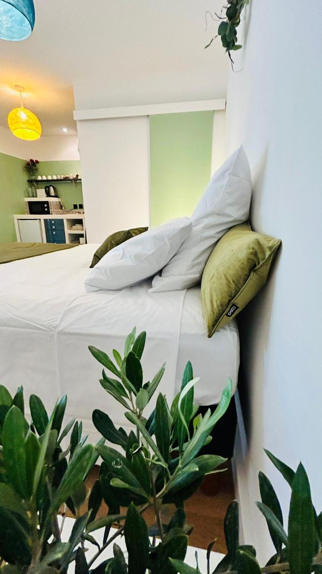 Domaine Colibri En Provence Otel Pujaut Dış mekan fotoğraf
